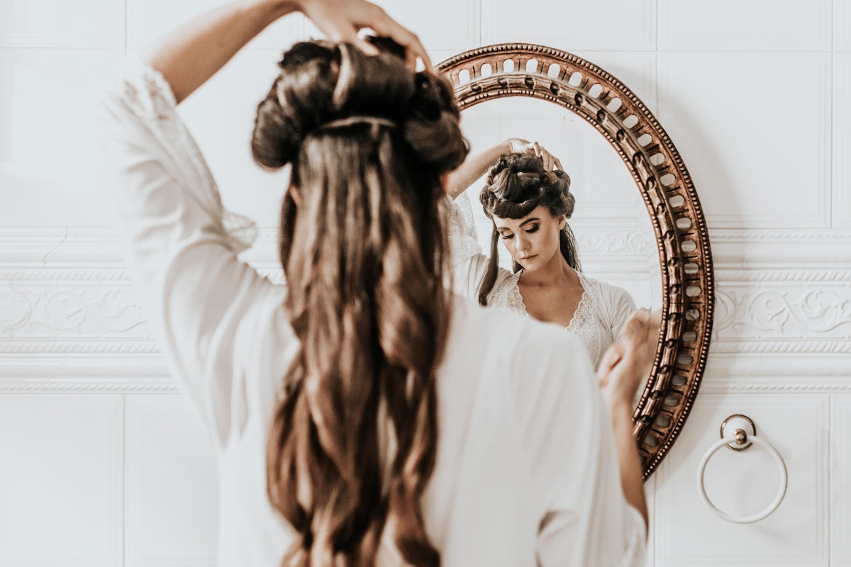 Perfekte Perücke für volles Afro-Haar