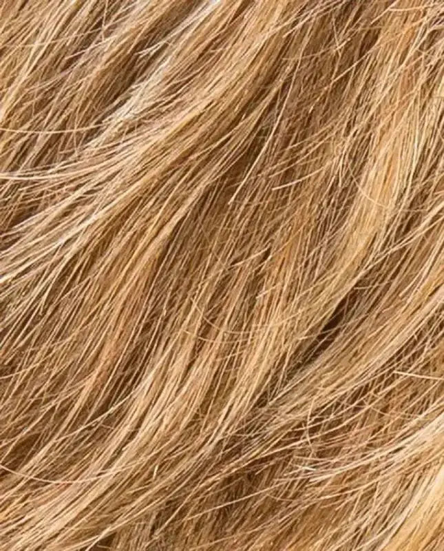 Ellen Wille Gold sand-rooted