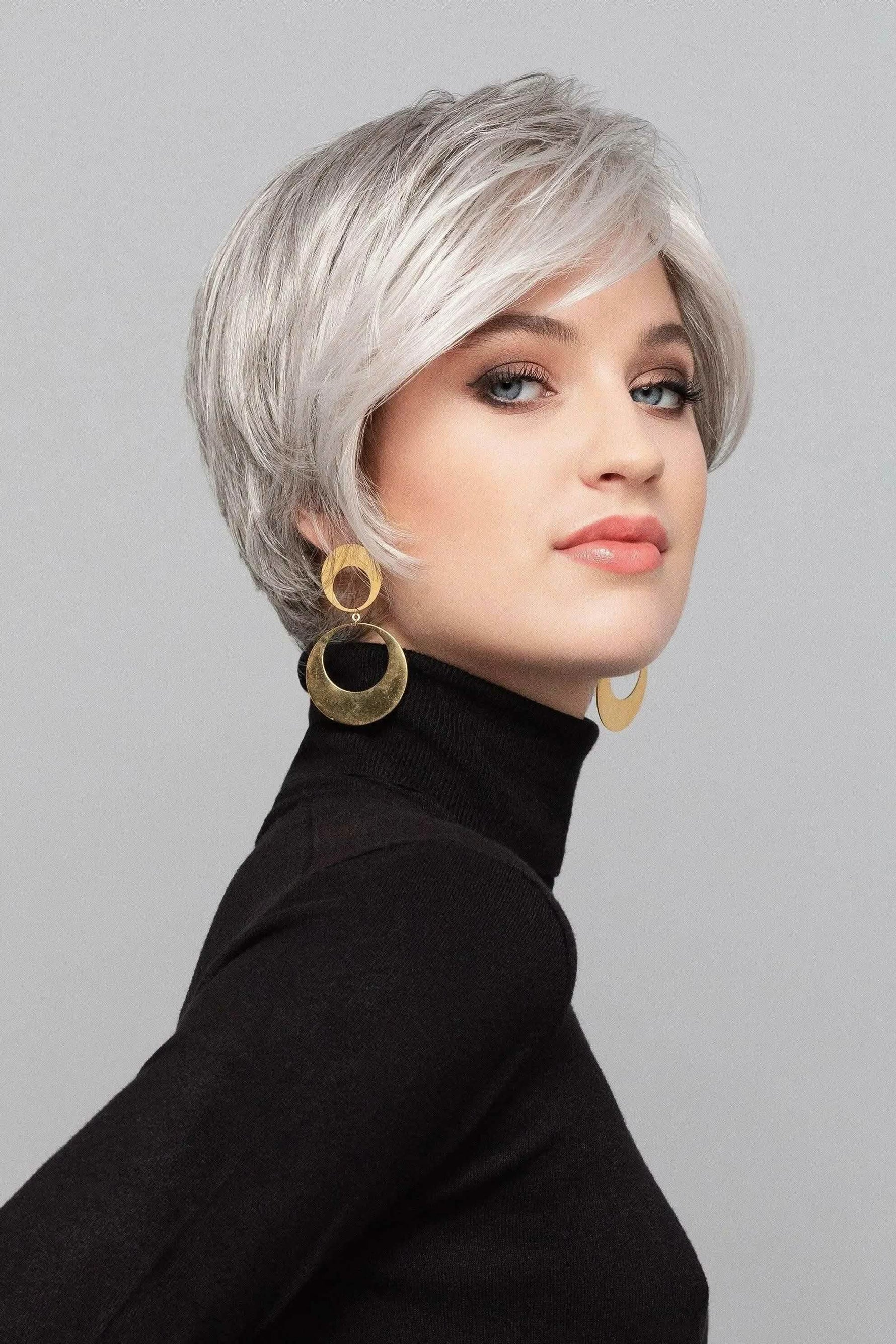 Gisela Mayer Hawaii Mono