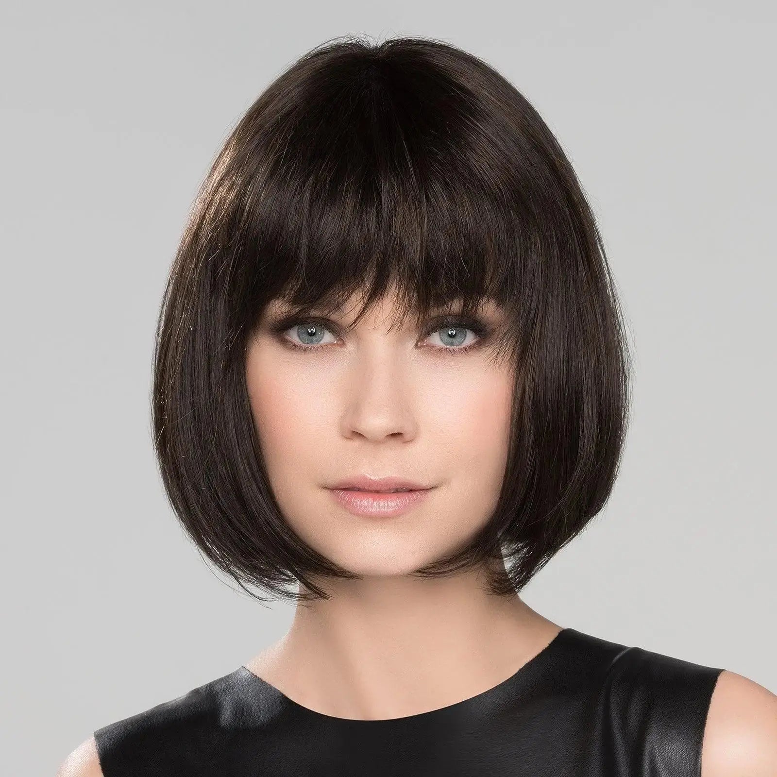 Perückengröße: Standard (54–56 cm)