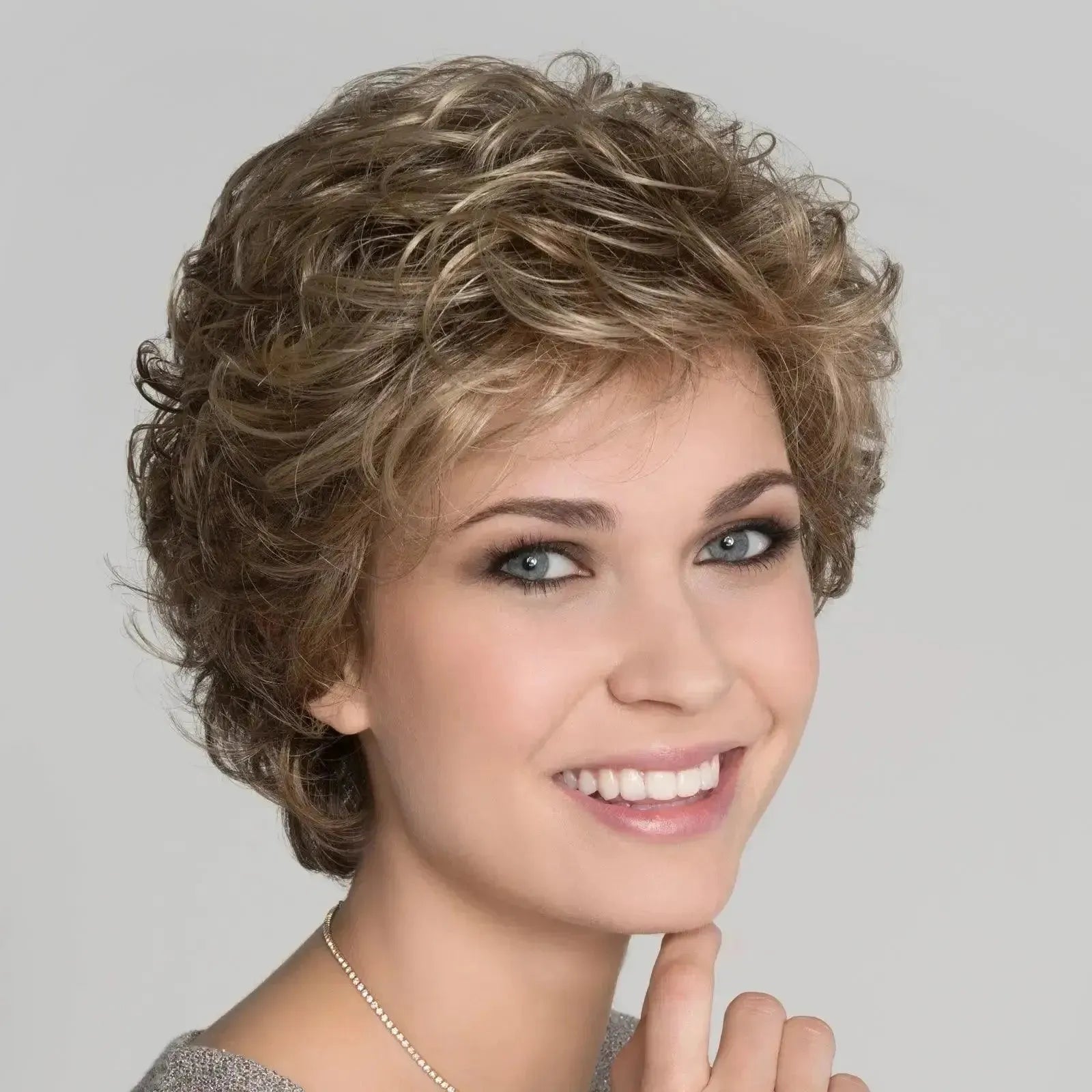 Kunsthaarperücken-Nogi Beauty Shop