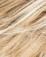 pastelblonde rooted