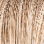 pearlblonde rooted