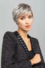 Gisele Mayer Light Mono 