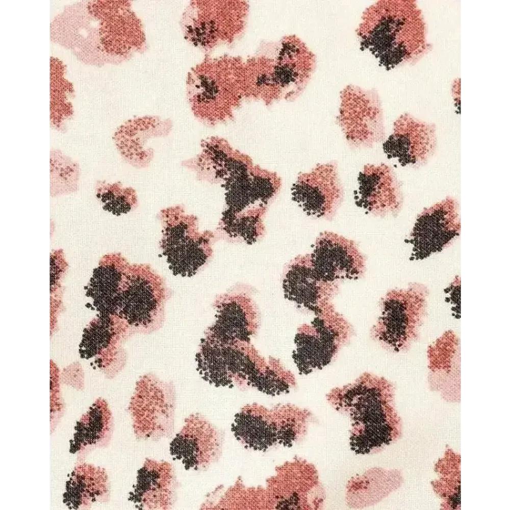 Ellen Wille Misu cat brown white