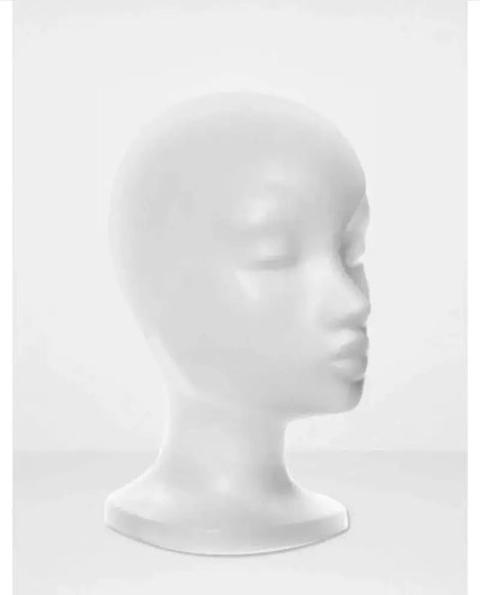 Weißer Mannequinkopf mit minimalistischen Gesichtszügen für Nogi Beauty Shop - 34 cm Zubehör Ellen Wille & Pflege