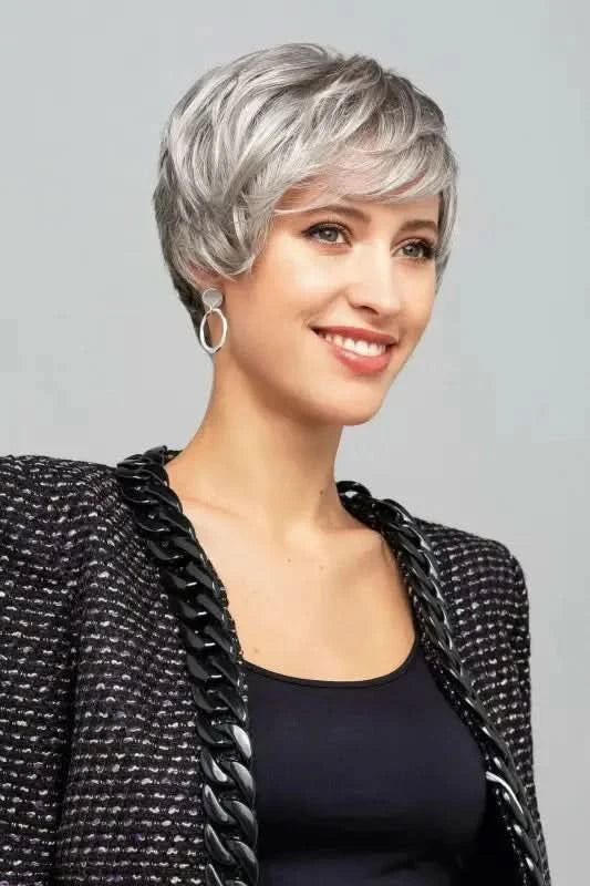 Gisele Mayer Light Mono 