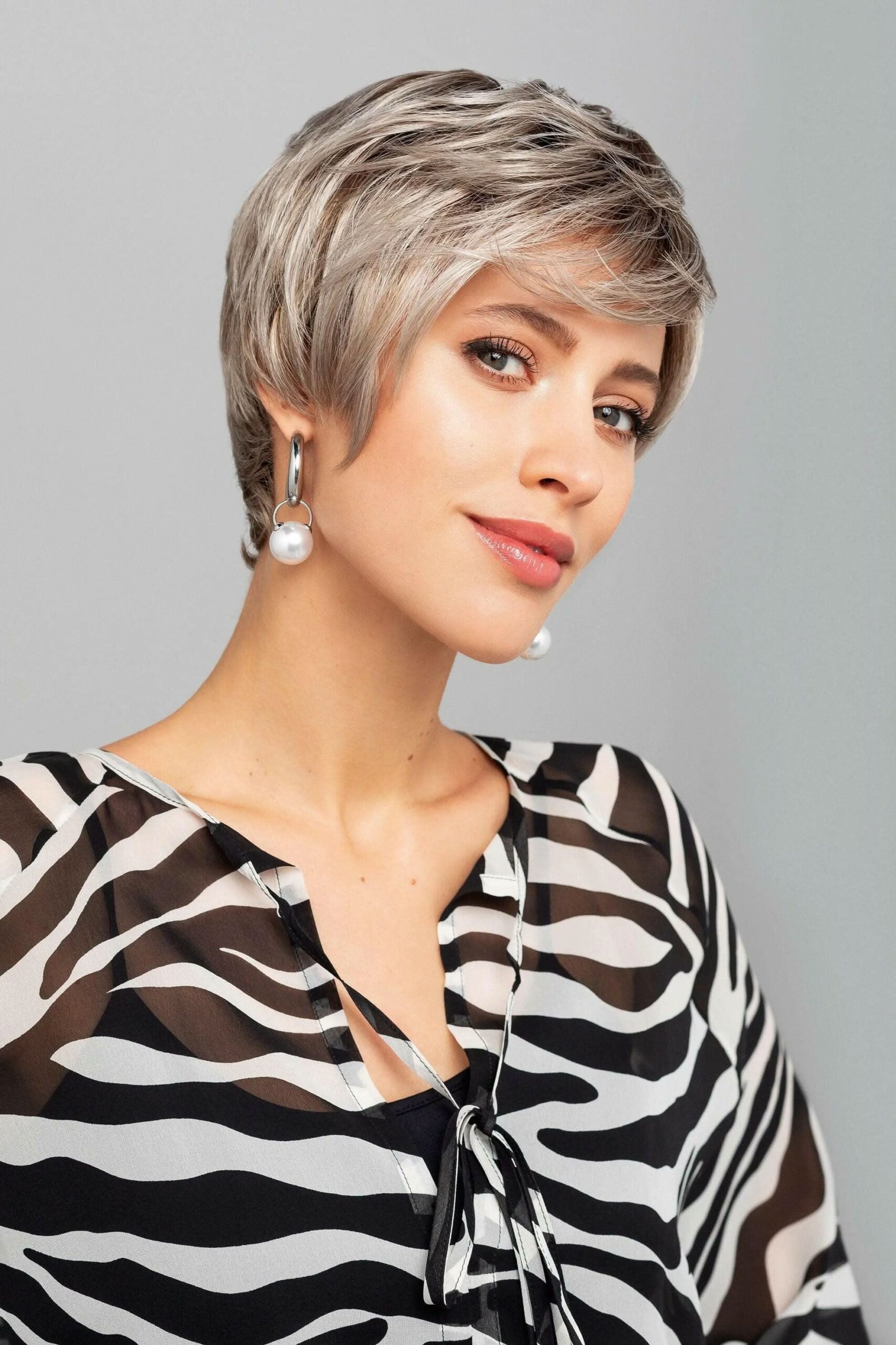 Gisela Mayer New Cool Mono Lace